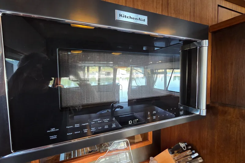 Steel Leader Yacht Photos Pics KitchenAid microwave in 1990 Bayliner 4588 Motoryacht kitchen interior.