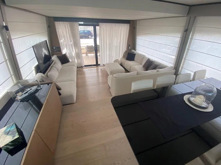  Yacht Photos Pics Ferretti Yachts 720