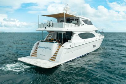 2014 80' Hatteras-80 Motor Yacht Sky Lounge Fort Lauderdale, FL, US