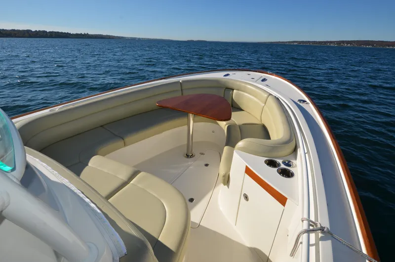 Patriot Yacht Photos Pics Forward Seating