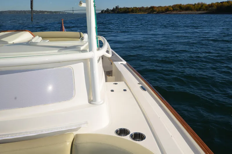 Patriot Yacht Photos Pics Port Side Deck