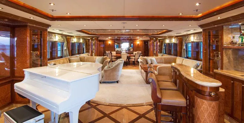  Yacht Photos Pics BENETTI 56M
