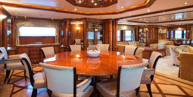  Yacht Photos Pics BENETTI 56M