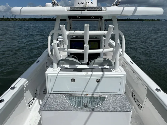 Katatak Yacht Photos Pics Twin Vee 28 KATATAK - Cockpit