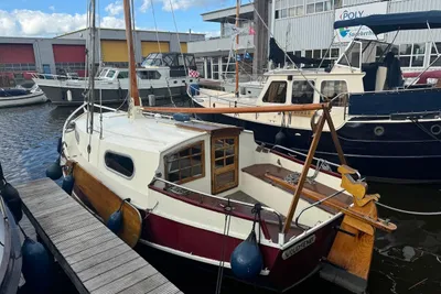 1985 BAARDA GRUNDEL 750