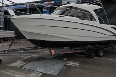 2020 Beneteau Antares 8 OB