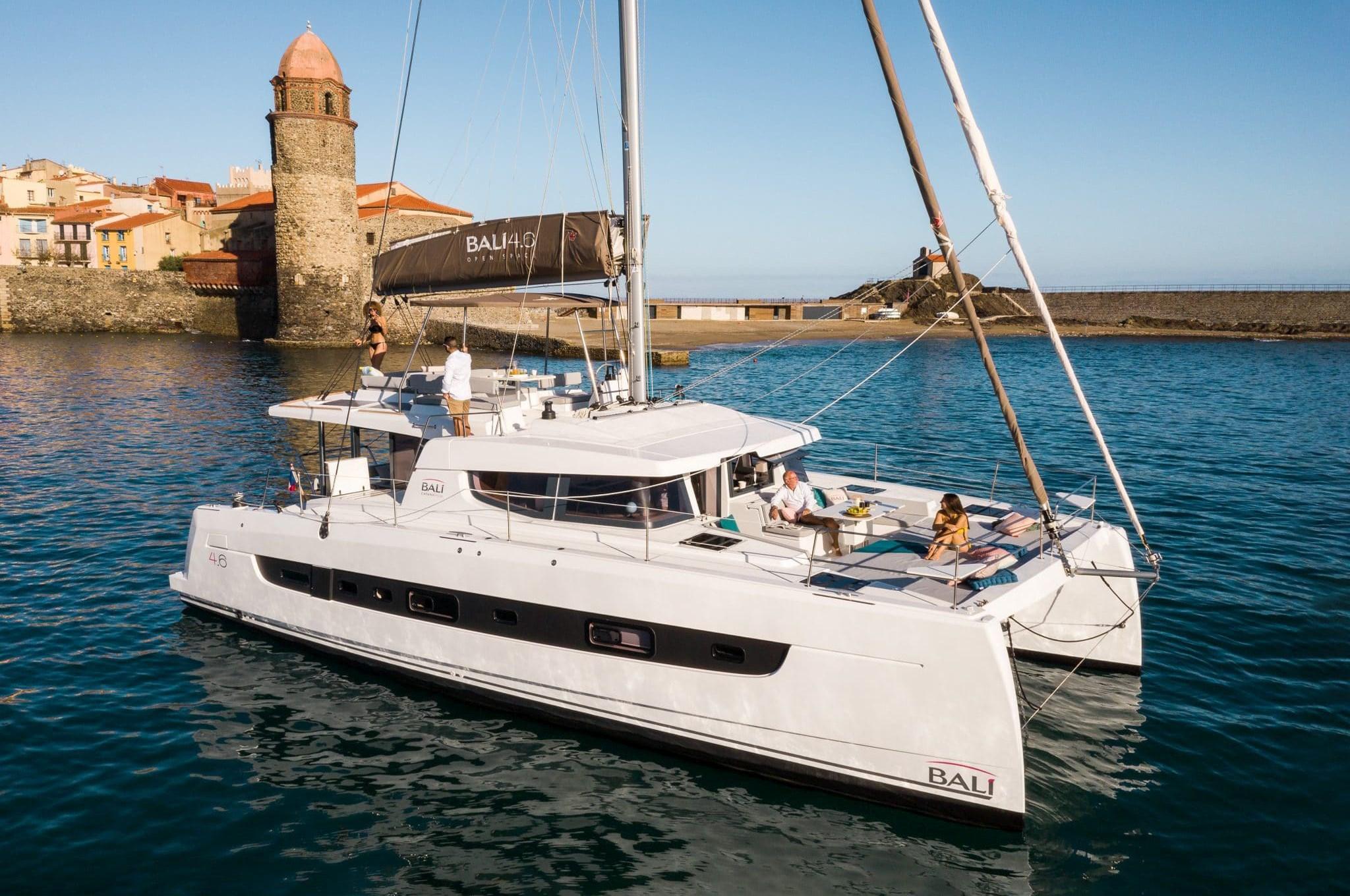 Catana Bali 4.6/A.Cond/Watemaker/Generador/5 cabinas image