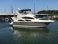 2008 Cruisers Yachts 395 Motoryacht