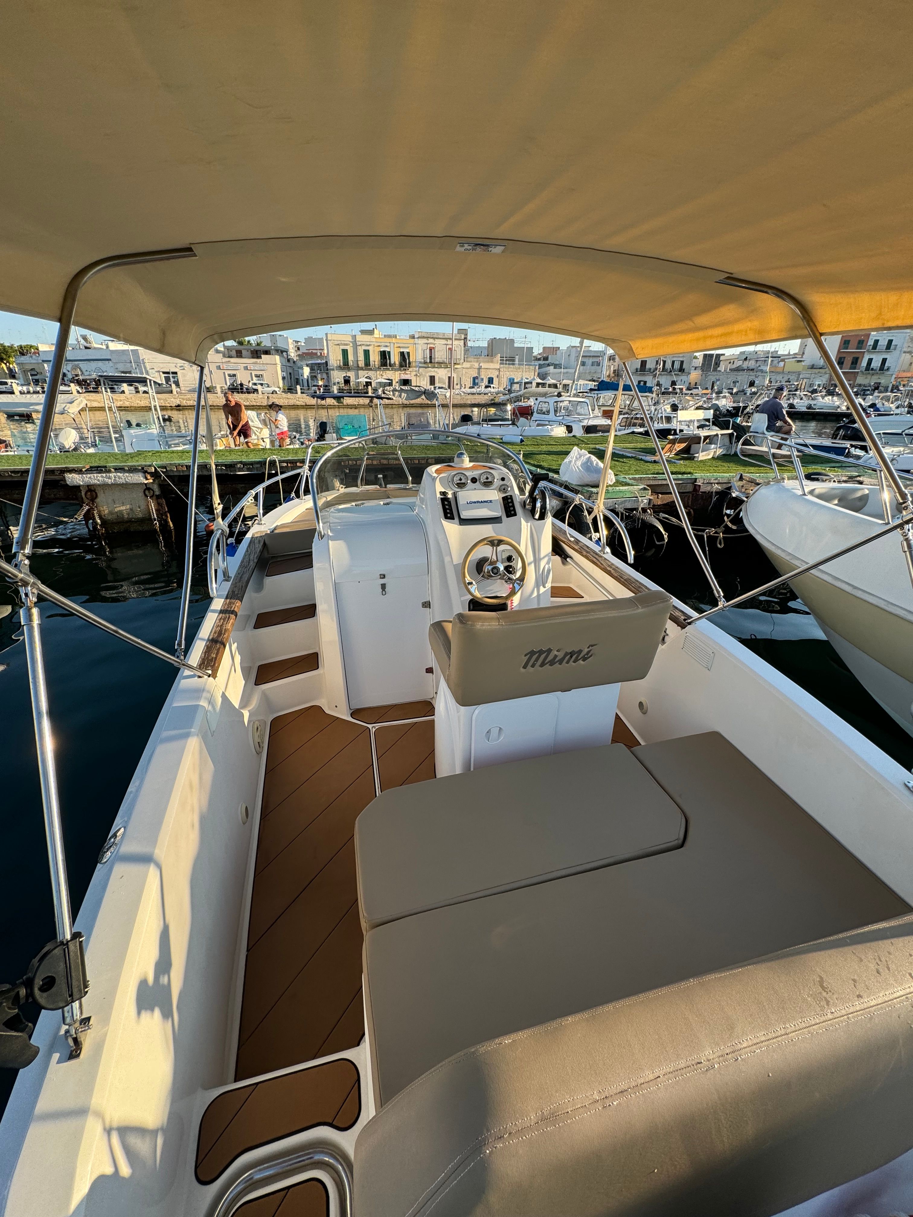 2019 Mimi Mimi 22 WA