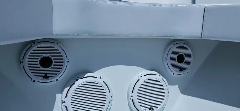  Yacht Photos Pics 2022 Contender 39 ST boat speakers and seating detail.