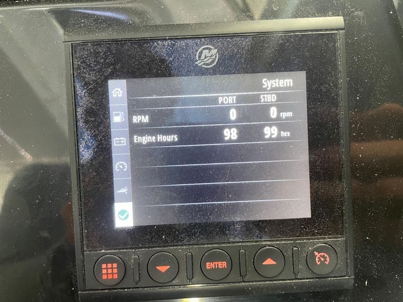 2020 Beneteau Antares 9 OB