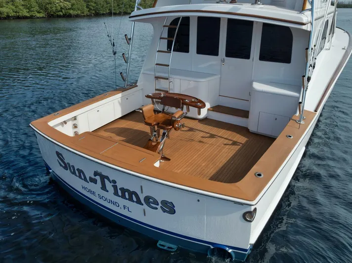 Sun Times Yacht Photos Pics 