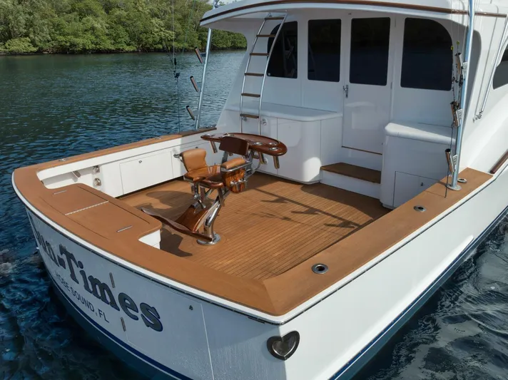 Sun Times Yacht Photos Pics 