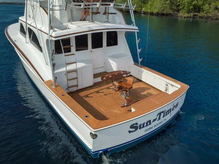 Sun Times Yacht Photos Pics 