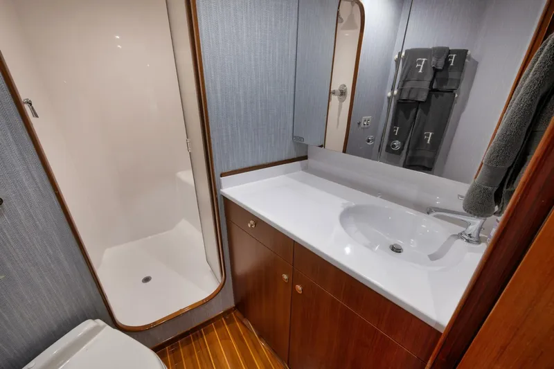 Sun Times Yacht Photos Pics 