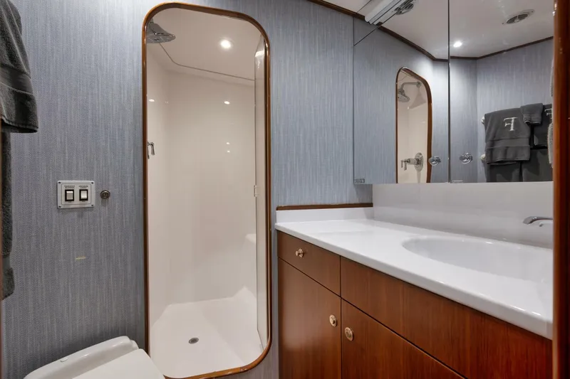 Sun Times Yacht Photos Pics 