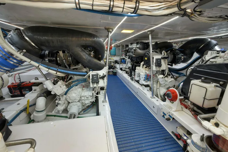 Sun Times Yacht Photos Pics 