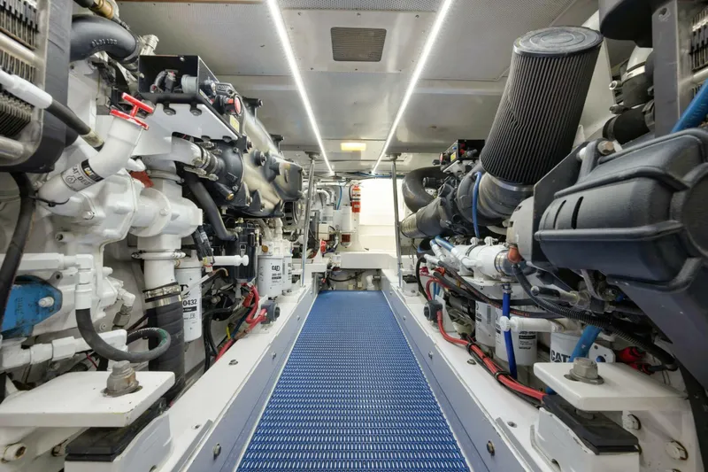 Sun Times Yacht Photos Pics 