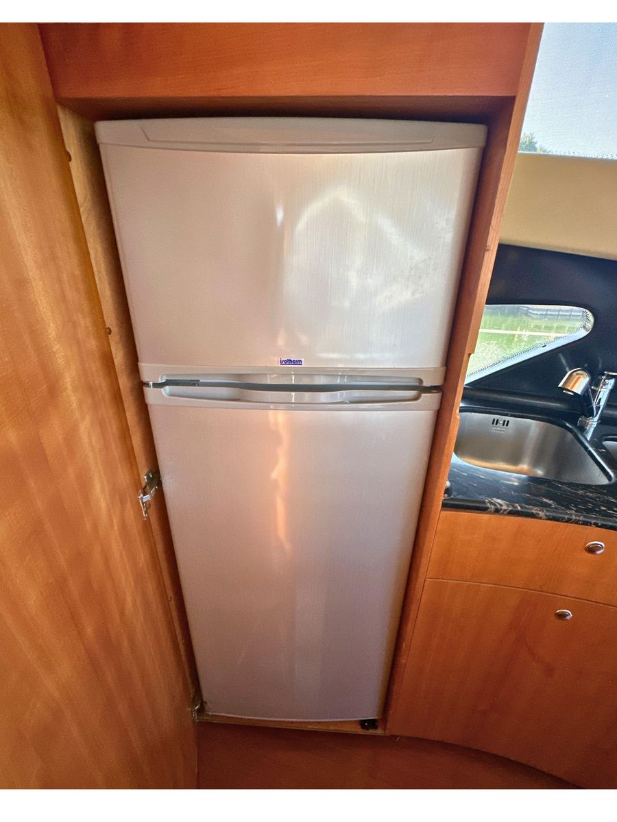 2010 Azimut 55 