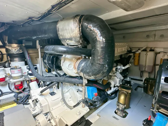 Andiamo Yacht Photos Pics 