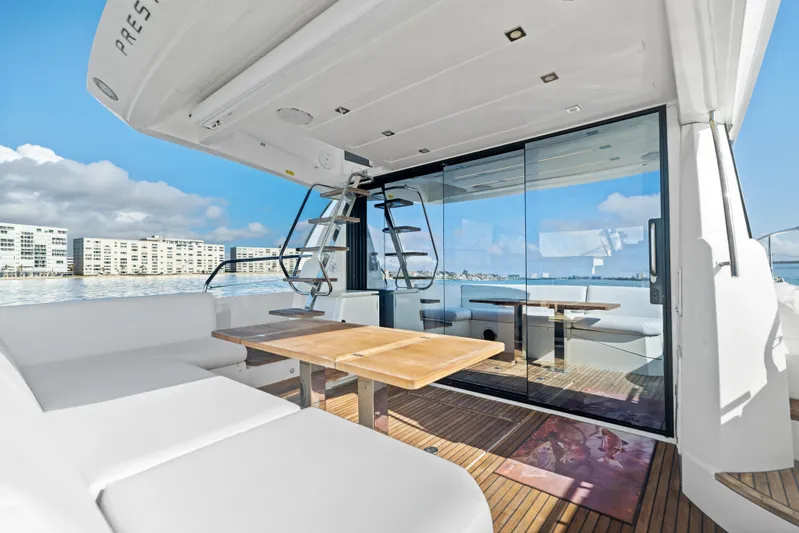 H2office Yacht Photos Pics 