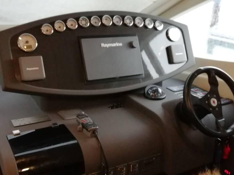 2007 Rodman 54 