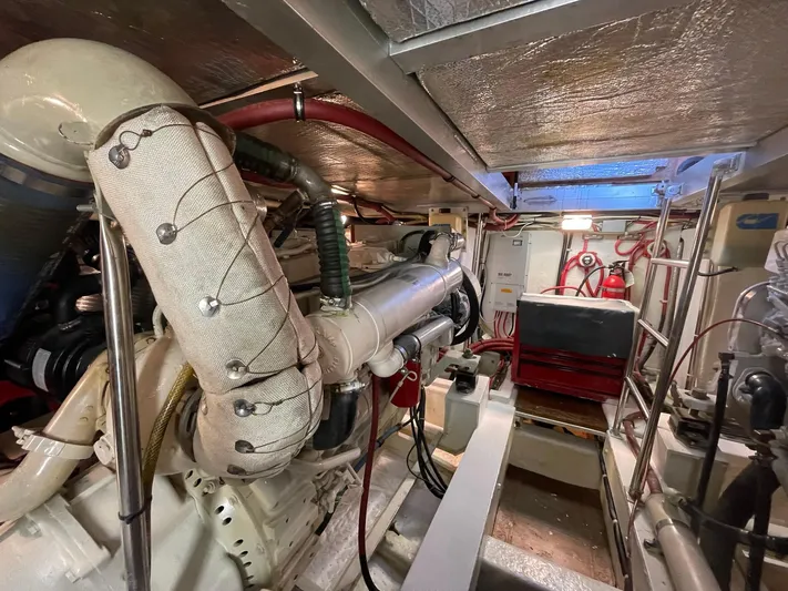 Sojourner Yacht Photos Pics Engine room of 2002 Transpacific Marine EAGLE 53 yacht, showcasing machinery and equipment.