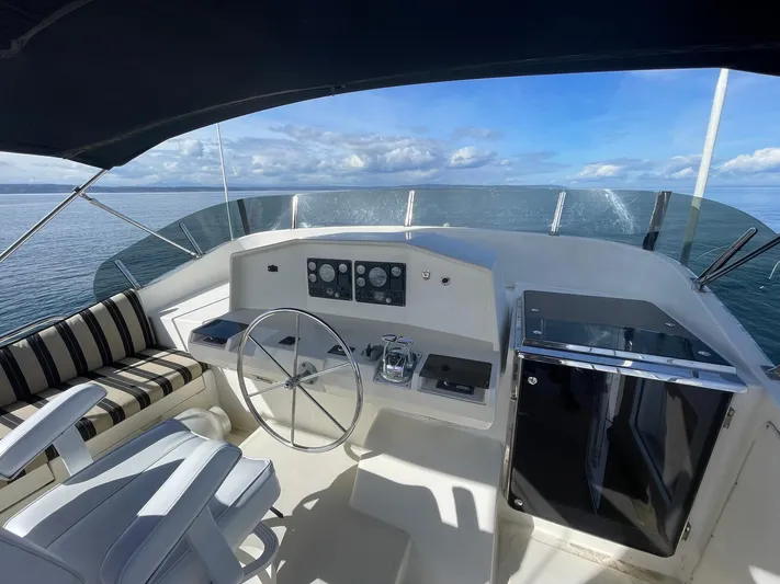 Sojourner Yacht Photos Pics Helm of 2002 Transpacific Marine EAGLE 53 yacht with ocean view.