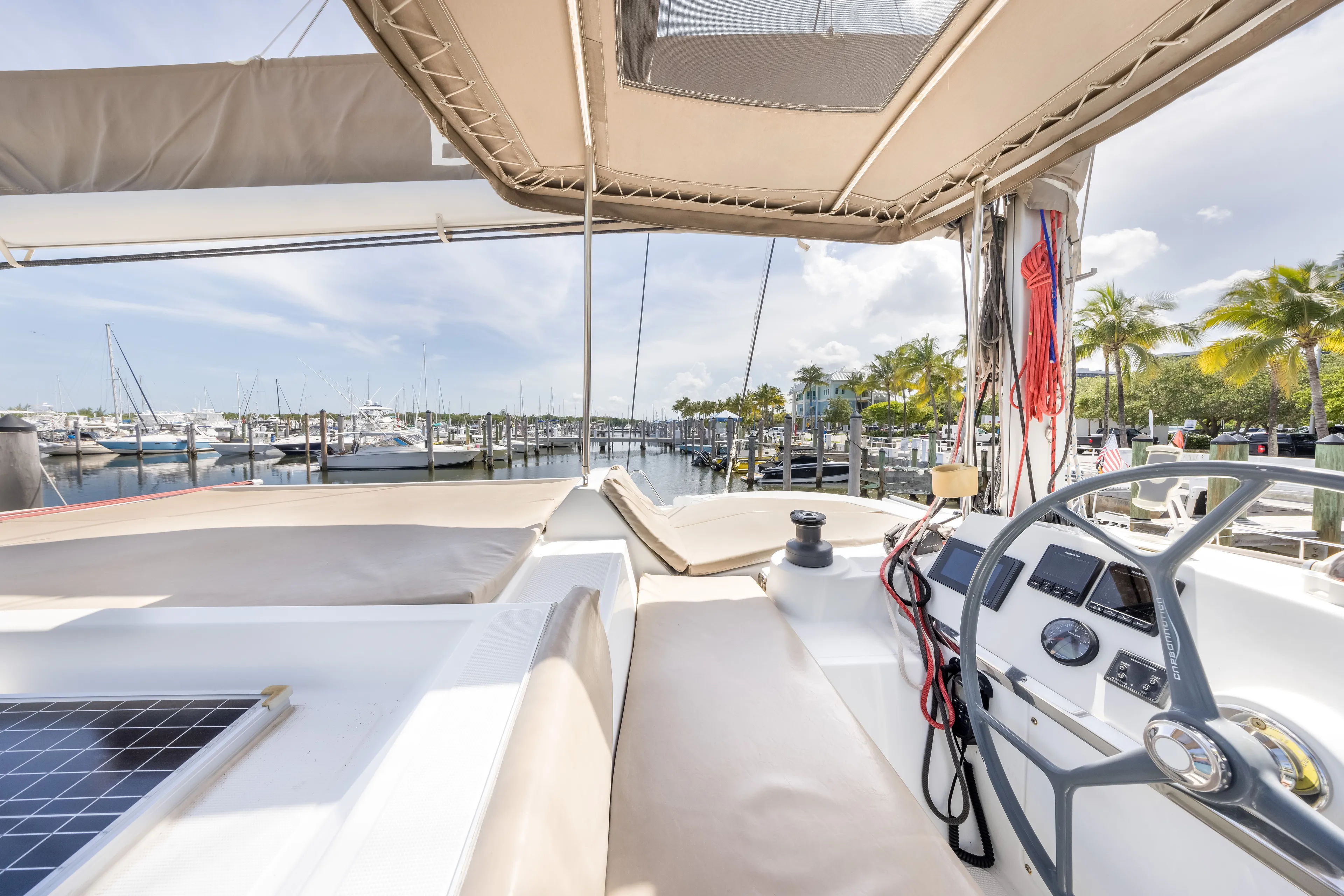 Knot On Call Yacht Photos Pics 