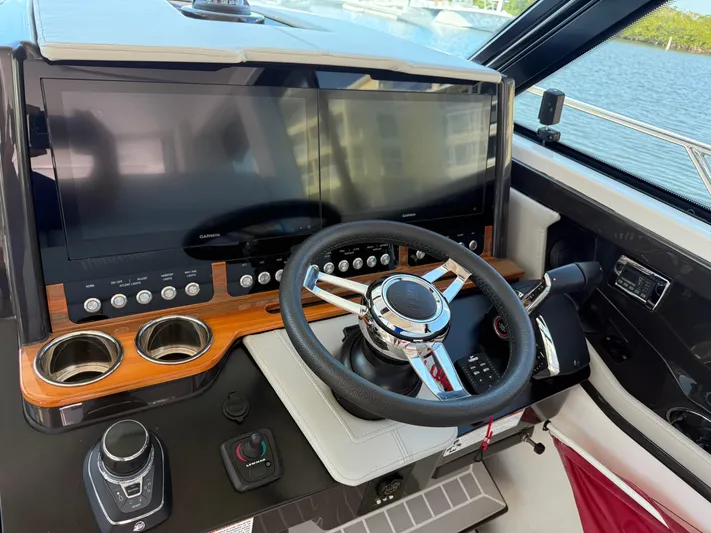 Blue Venture Yacht Photos Pics 