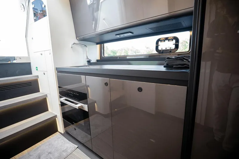 Downforce Yacht Photos Pics 