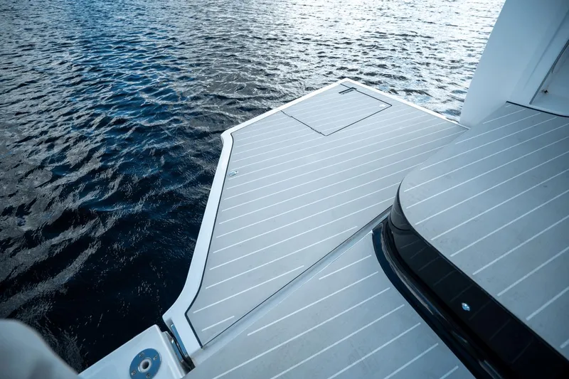 Downforce Yacht Photos Pics 