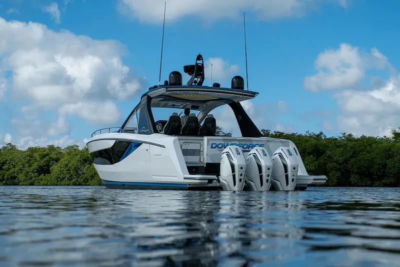 Downforce Yacht Photos Pics 