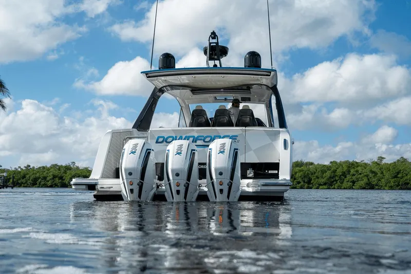 Downforce Yacht Photos Pics 