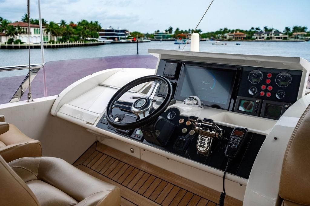 2012 Princess 72 