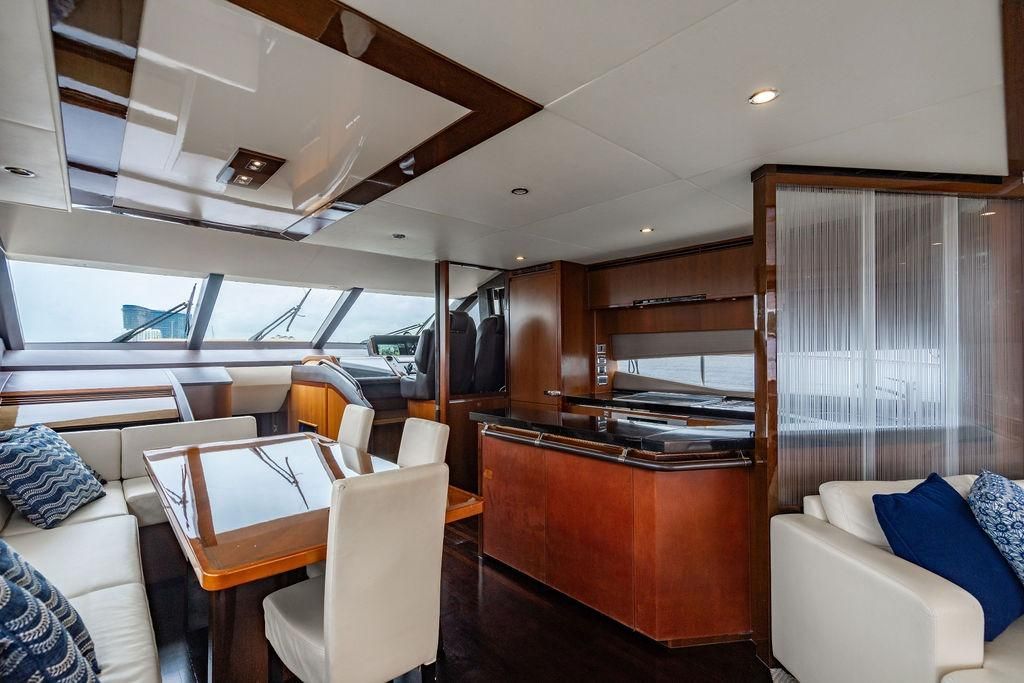 2012 Princess 72 