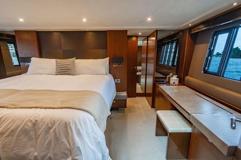 2012 Princess 72 