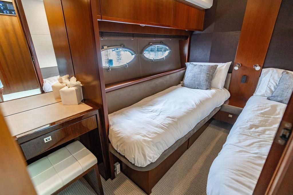 2012 Princess 72 