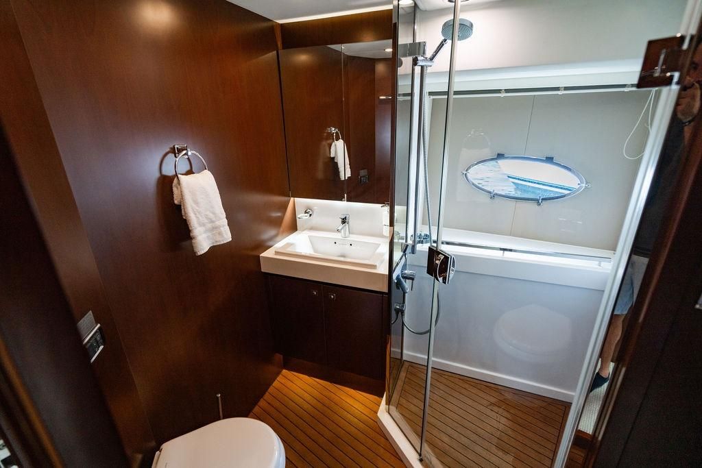 2012 Princess 72 