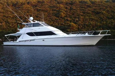 2004 Hatteras 70 Enclosed Bridge