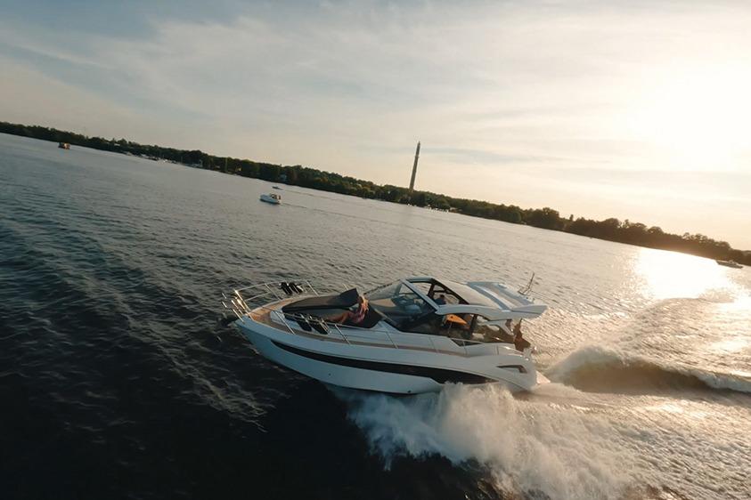 Galeon 425 HTS
