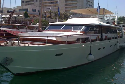 1988 Cantieri di Pisa 90
