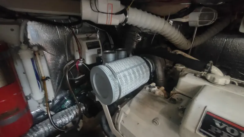  Yacht Photos Pics Engine room of 2001 Cruisers Yachts 4450 Express Motoryacht with Volvo Penta components.