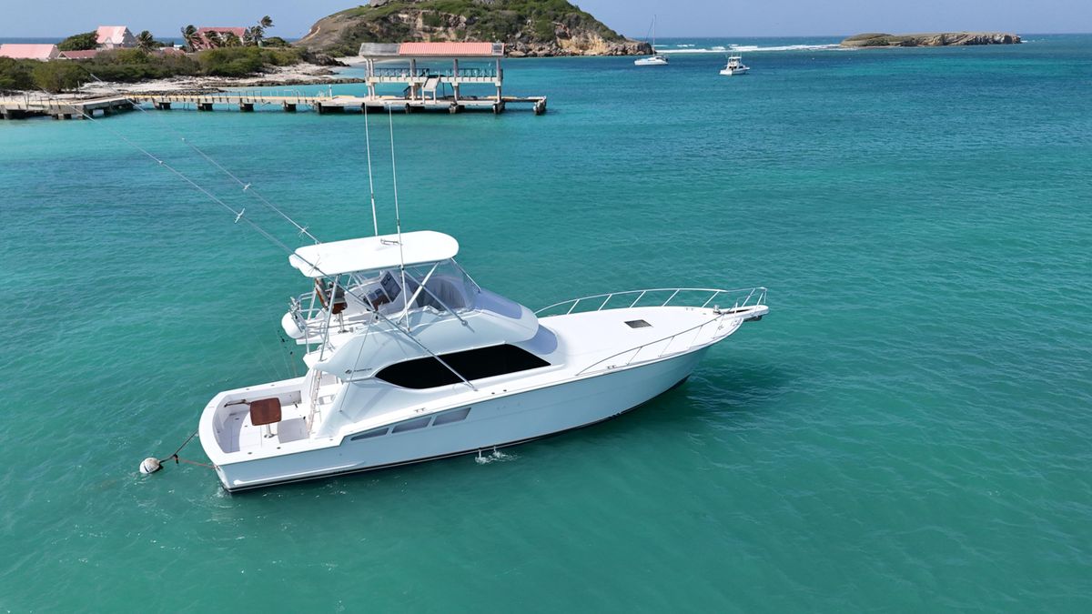 2005 Hatteras 50 