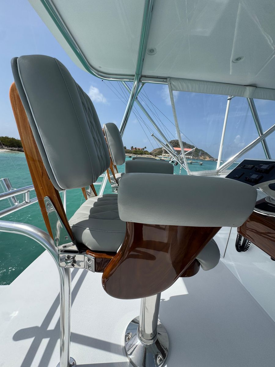 2005 Hatteras 50 