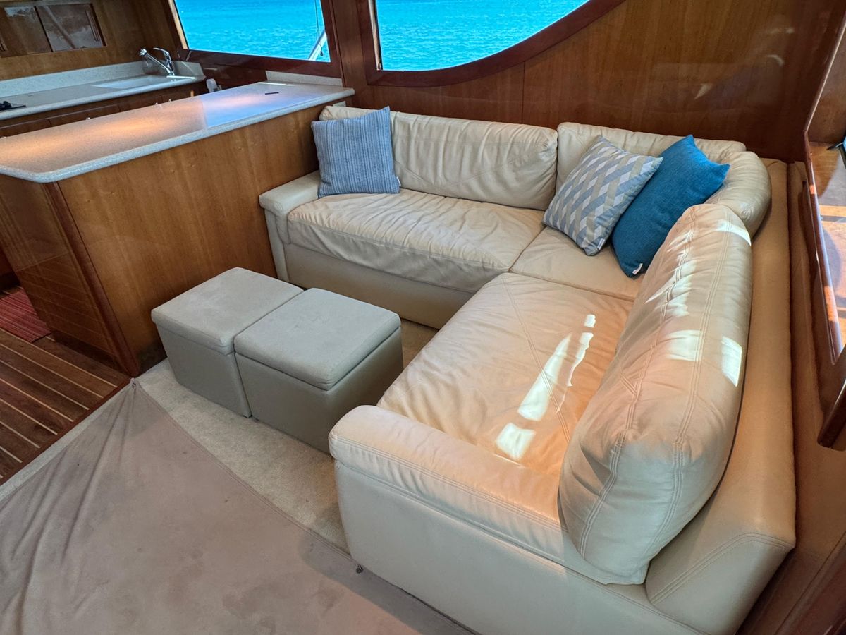 2005 Hatteras 50 