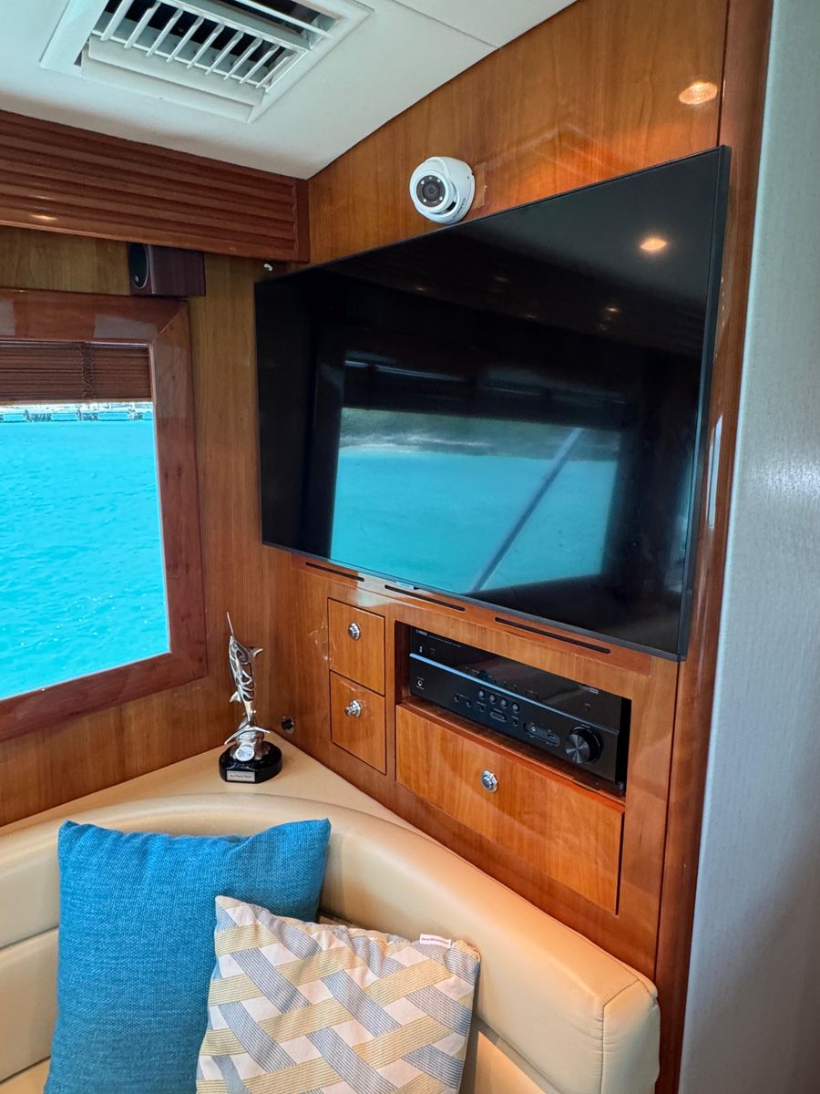 2005 Hatteras 50 