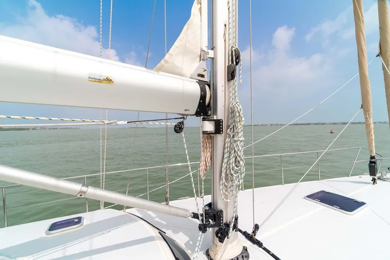 Best Revenge Yacht Photos Pics Sailboat deck view, Pearson 530, 1981 model, with clear sky and calm waters.