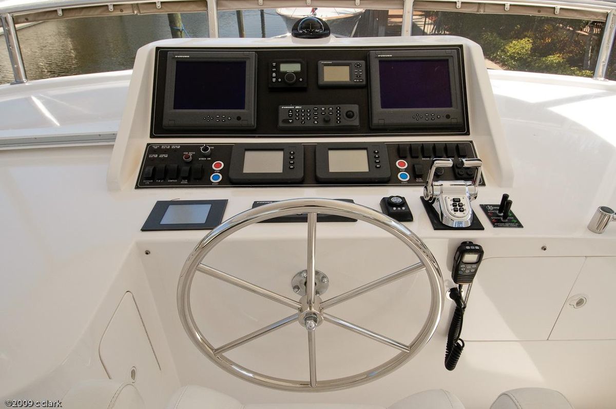 2005 Ocean Alexander 58 