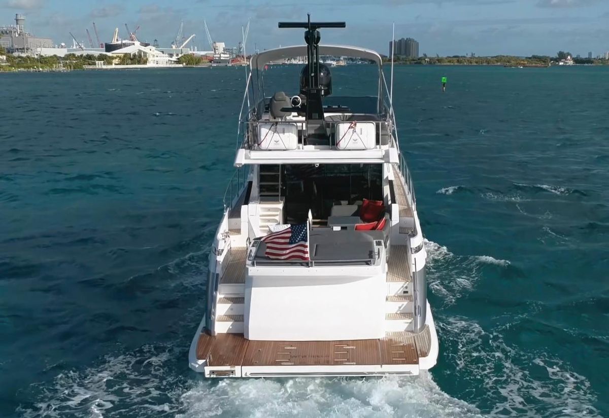 2021 Azimut 59 